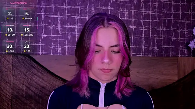 ArtemisaBlake online show from 10-30-25, 04:37