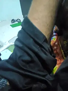 Snapshot of bananadick____ chatting on 11-29-25, 07:25 bananadick online show from 11-29-25, 07:25