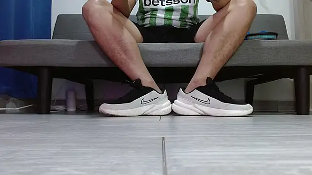 Snapshot of boss_of_cash chatting on 02-12-26, 09:36 boss of cash online show from 02-12-26, 09:36