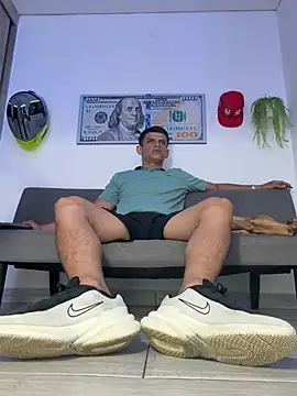 Snapshot of boss_of_cash chatting on 05-02-26, 12:54 boss of cash online show from 05-02-26, 12:54