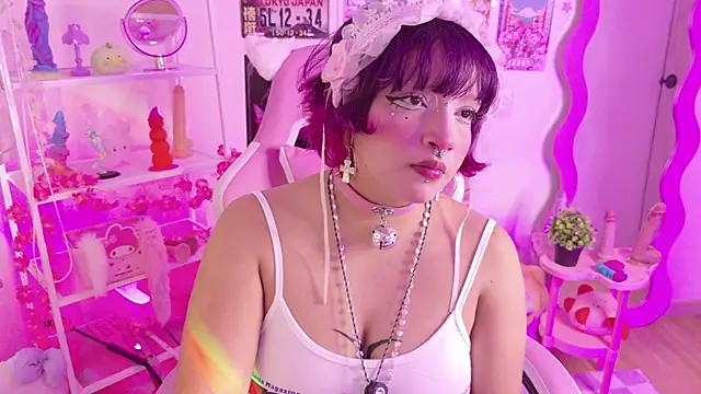 Snapshot of lady_noize chatting on 06-02-26, 10:21 lady noize online show from 06-02-26, 10:21