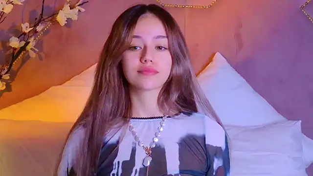 STELLA RICH online show from 10-15-25, 08:50