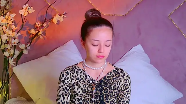 STELLA RICH online show from 10-12-25, 09:38