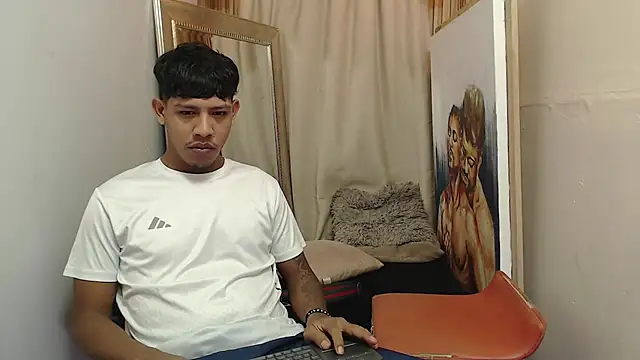 mr stiven  online show from 11-26-25, 03:06