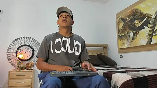 mr stiven  online show from 04-12-26, 03:10