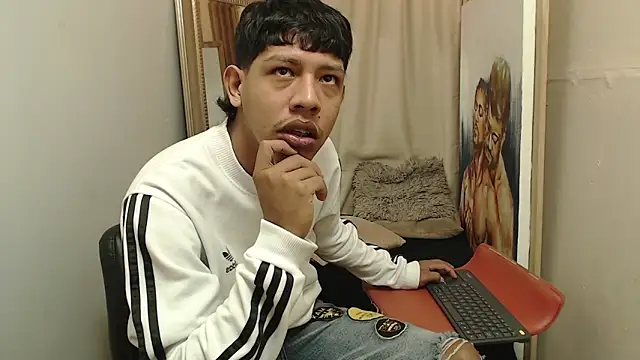 mr stiven  online show from 11-17-25, 02:15