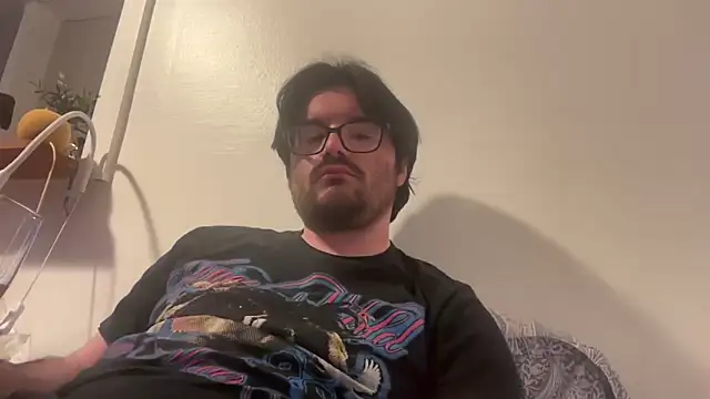 underthesun16 online show from 04-18-26, 10:43