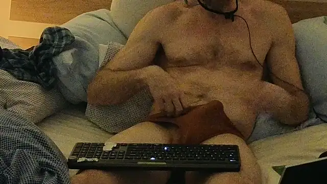 Twowellshapedheads online show from 03-31-26, 10:45