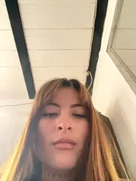 Snapshot of Liah_ferrer chatting on 09-30-25, 08:48 Liah ferrer online show from 09-30-25, 08:48