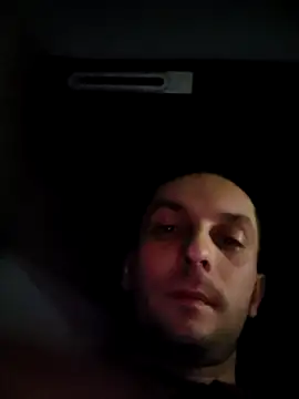 Snapshot of Kondzio chatting on 10-11-25, 06:42 Kondzio online show from 10-11-25, 06:42