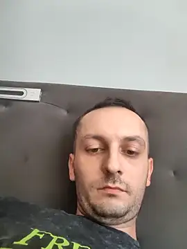 Snapshot of Kondzio chatting on 09-21-25, 10:20 Kondzio online show from 09-21-25, 10:20