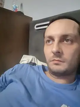 Snapshot of Kondzio chatting on 12-16-24, 02:05 Kondzio online show from 12-16-24, 02:05