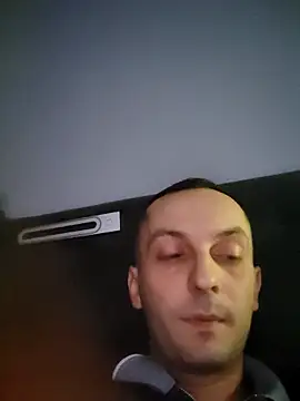 Snapshot of Kondzio chatting on 09-16-25, 07:48 Kondzio online show from 09-16-25, 07:48