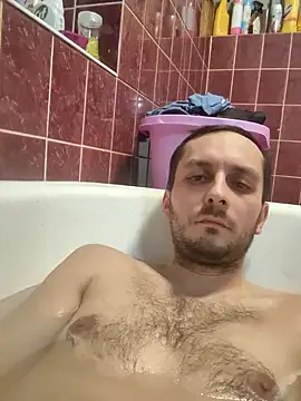 Snapshot of Kondzio chatting on 12-22-24, 06:04 Kondzio online show from 12-22-24, 06:04