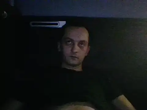 Snapshot of Kondzio chatting on 03-11-25, 12:33 Kondzio online show from 03-11-25, 12:33