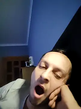 Snapshot of Kondzio chatting on 09-26-25, 10:49 Kondzio online show from 09-26-25, 10:49