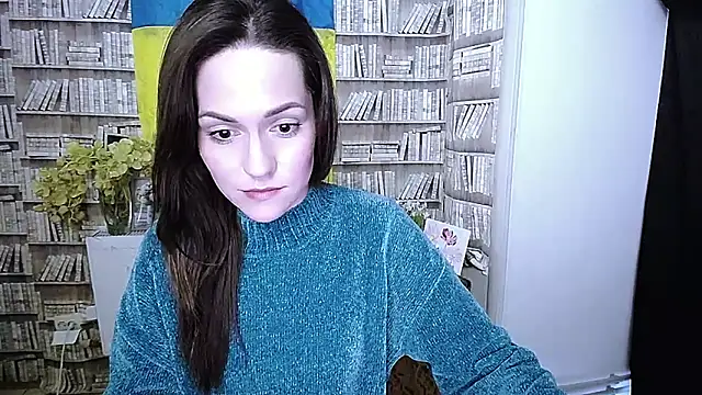 Lina Star S online show from 11-26-25, 11:10