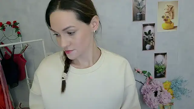 Lina Star S online show from 01-06-26, 06:50