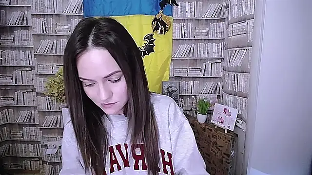 Lina Star S online show from 10-26-25, 08:26