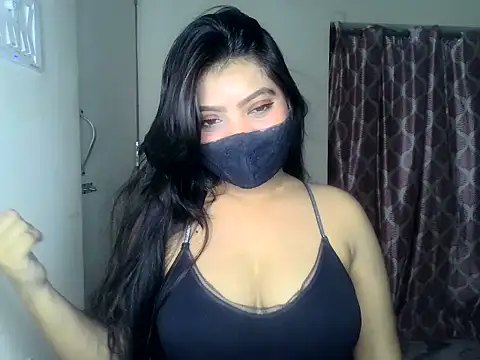 Snapshot of ishi_Beauty chatting on 10-03-25, 06:59 ishi Beauty online show from 10-03-25, 06:59
