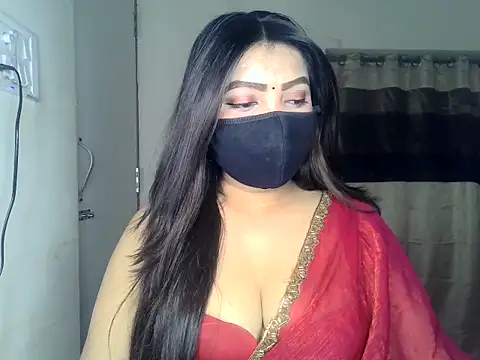 Snapshot of ishi_Beauty chatting on 05-20-26, 04:42 ishi Beauty online show from 05-20-26, 04:42