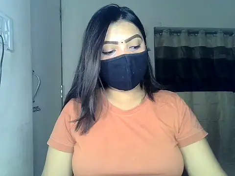 Snapshot of ishi_Beauty chatting on 06-02-26, 04:56 ishi Beauty online show from 06-02-26, 04:56