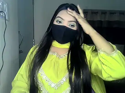 Snapshot of ishi_Beauty chatting on 03-02-26, 02:57 ishi Beauty online show from 03-02-26, 02:57