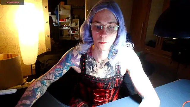 Julia dolls online show from 05-09-26, 06:00