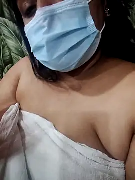 Snapshot of Oeshi chatting on 03-04-26, 07:54 Oeshi online show from 03-04-26, 07:54