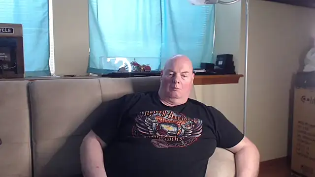 Snapshot of harley99574 chatting on 10-16-25, 07:44 harley99574 online show from 10-16-25, 07:44