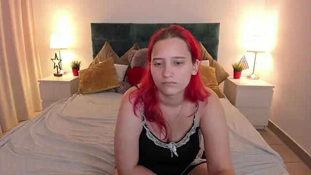 Snapshot of RachelPirce chatting on 09-11-25, 05:40 RachelPirce online show from 09-11-25, 05:40