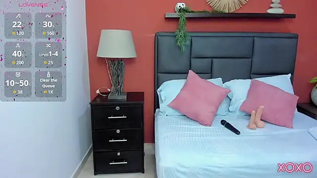 linda rios  online show from 10-15-25, 07:22