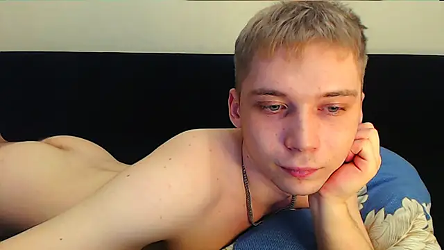 Snapshot of __sugarrebit chatting on 02-10-25, 11:02   sugarrebit online show from 02-10-25, 11:02