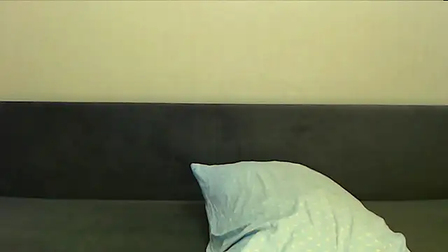 Snapshot of __sugarrebit chatting on 01-10-25, 01:32   sugarrebit online show from 01-10-25, 01:32