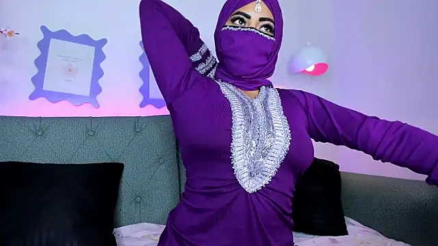 Snapshot of jazmin_anbar chatting on 03-07-25, 05:06 jazmin anbar online show from 03-07-25, 05:06