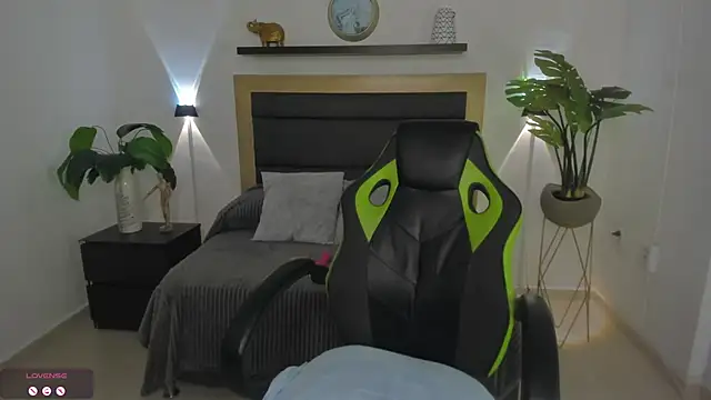 catleya 0 online show from 02-22-25, 04:51