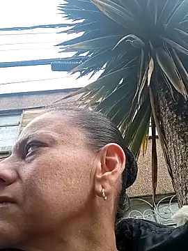 sasi luna online show from 11-28-25, 02:06