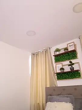 sasi luna online show from 12-16-25, 01:48