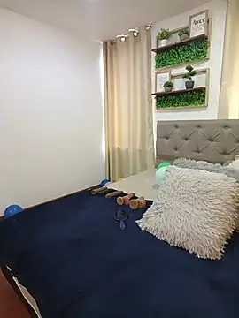 sasi luna online show from 03-24-26, 02:06