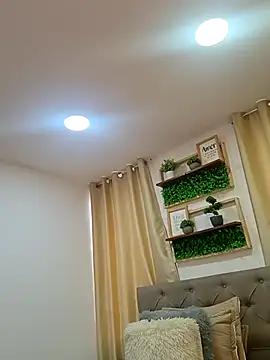 sasi luna online show from 11-25-25, 01:44