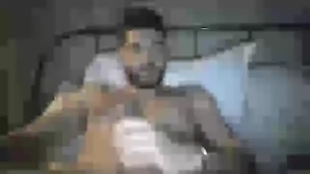 Snapshot of Strokeking4u chatting on 02-09-26, 12:58 Strokeking4u online show from 02-09-26, 12:58