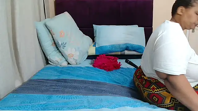 Bbw255 online show from 05-22-26, 08:56