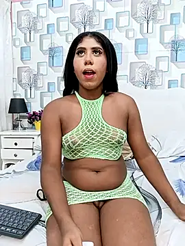 Snapshot of CamilosaOrtega chatting on 10-15-25, 12:35 CamilosaOrtega online show from 10-15-25, 12:35
