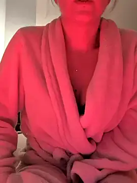 Cally-n online show from 12-30-24, 04:31