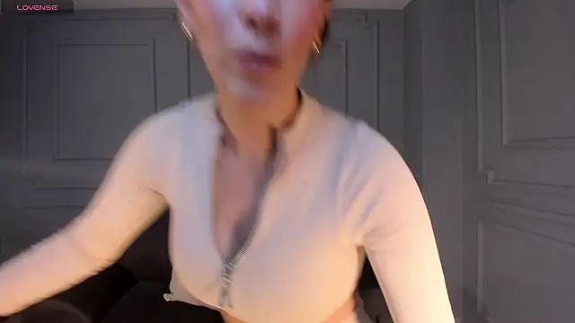 MiaFarrell  online show from 11-02-25, 11:26