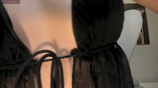 BellaCarteer  online show from 01-18-26, 12:08