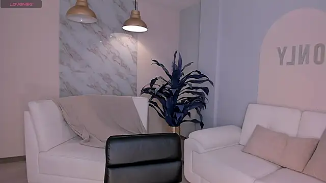 Snapshot of BellaCarteer_ chatting on 03-07-25, 11:40 BellaCarteer online show from 03-07-25, 11:40