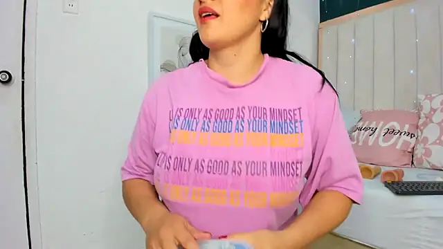 africa holmes online show from 11-21-25, 02:10