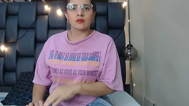 africa holmes online show from 03-22-25, 02:59