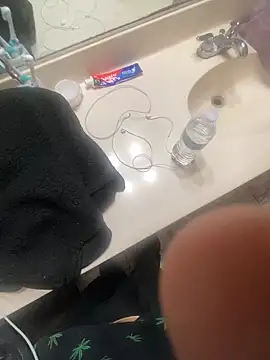 HoneyCoconuts online show from 02-06-25, 05:03